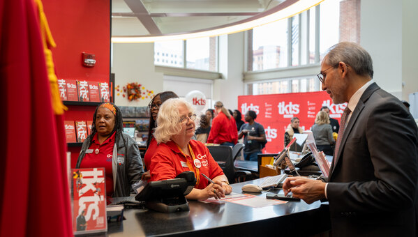 TKTS Desk