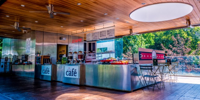 IndeMallCafe Interior