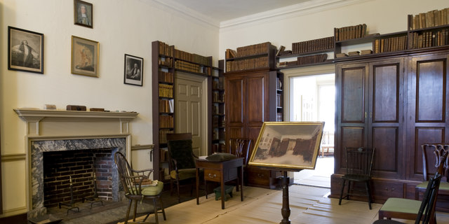 Bishop White House Interior